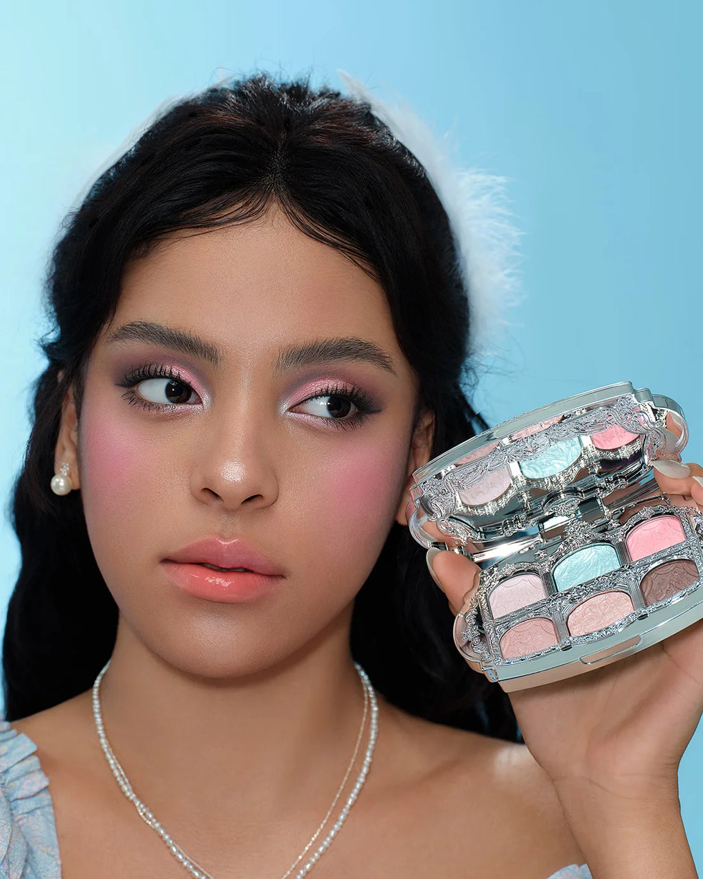 Flower Knows Snow Ballet Six-Color Satin Makeup Palette