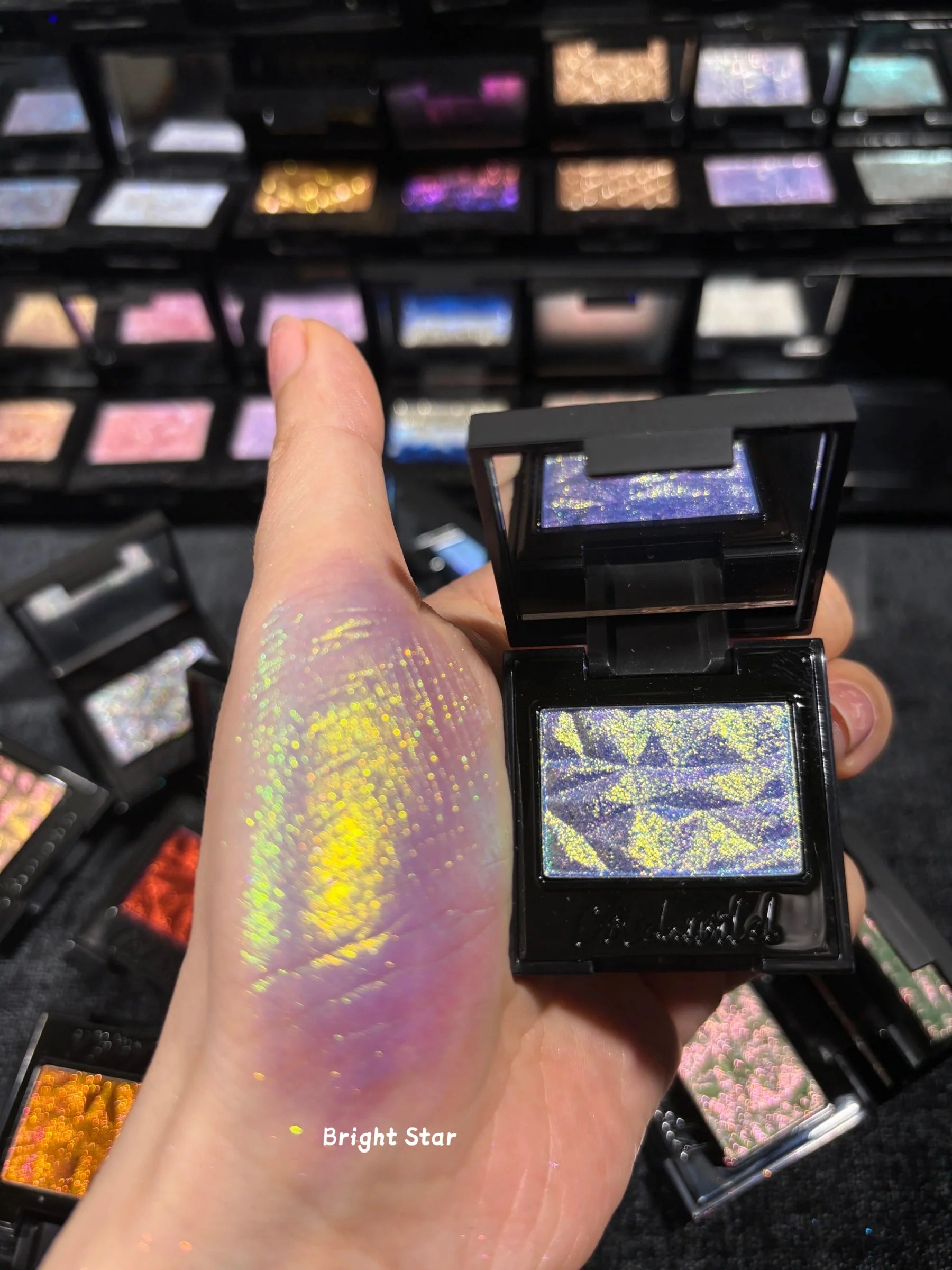 Cold N Wild Fluttering Heart Collection Super Chameleon Eyeshadow