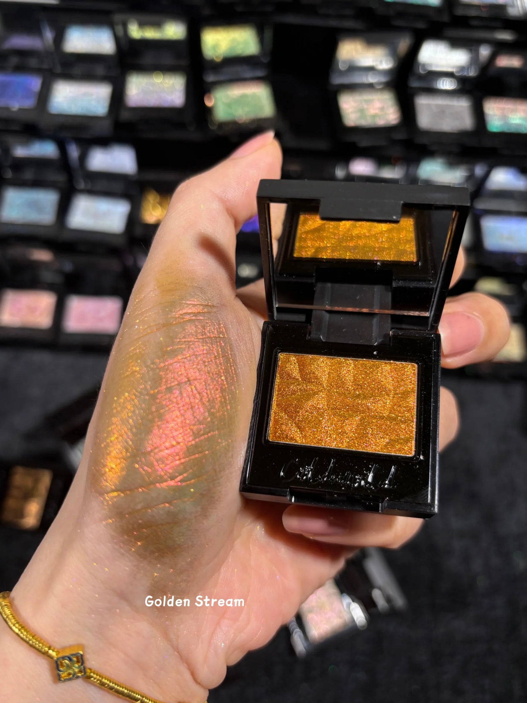 Cold N Wild Fluttering Heart Collection Super Chameleon Eyeshadow
