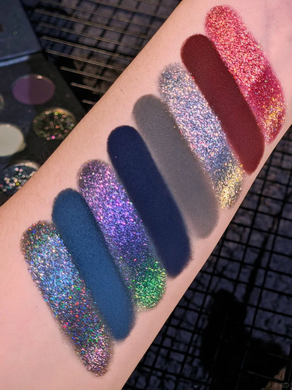 KRYPTEIN COSMETICS Supernova Chameleon Eyeshadow Palette