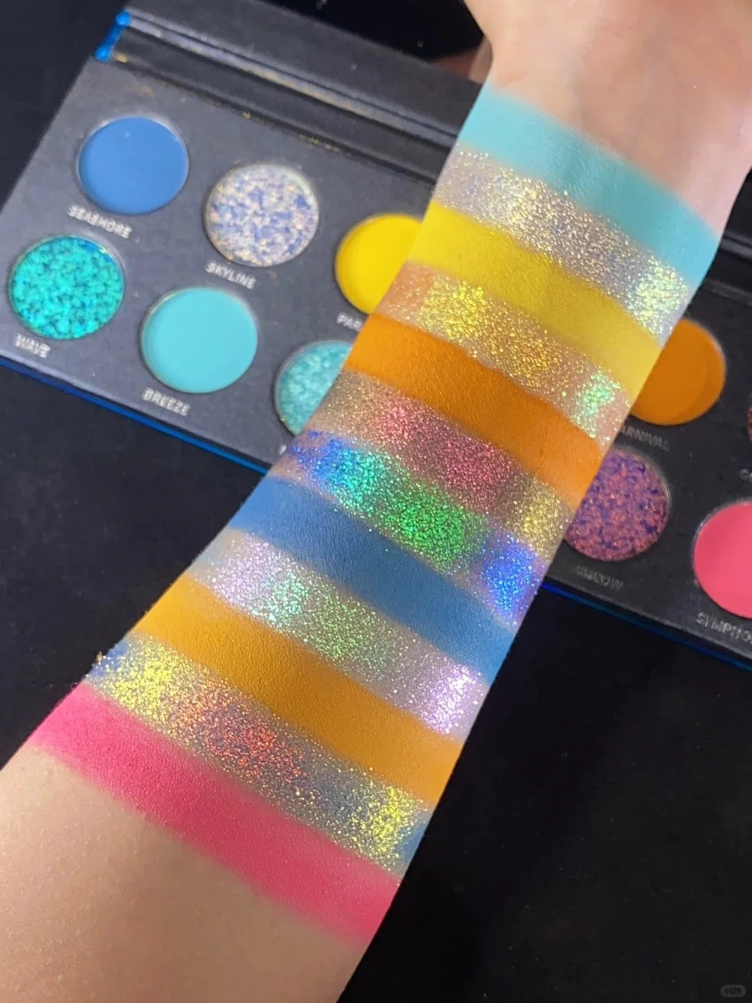 KRYPTEIN COSMETICS Sunset Symphony Chameleon Eyeshadow Palette