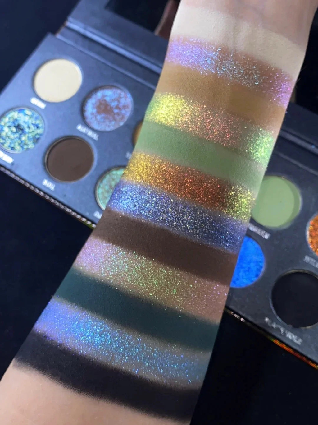 KRYPTEIN COSMETICS BURNT FOREST Chameleon Eyeshadow Palette