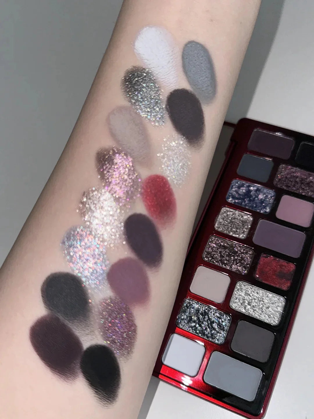 CHEERYEP (QIANYAN) Eyeshadow Palette Floating Life & Starcore Set