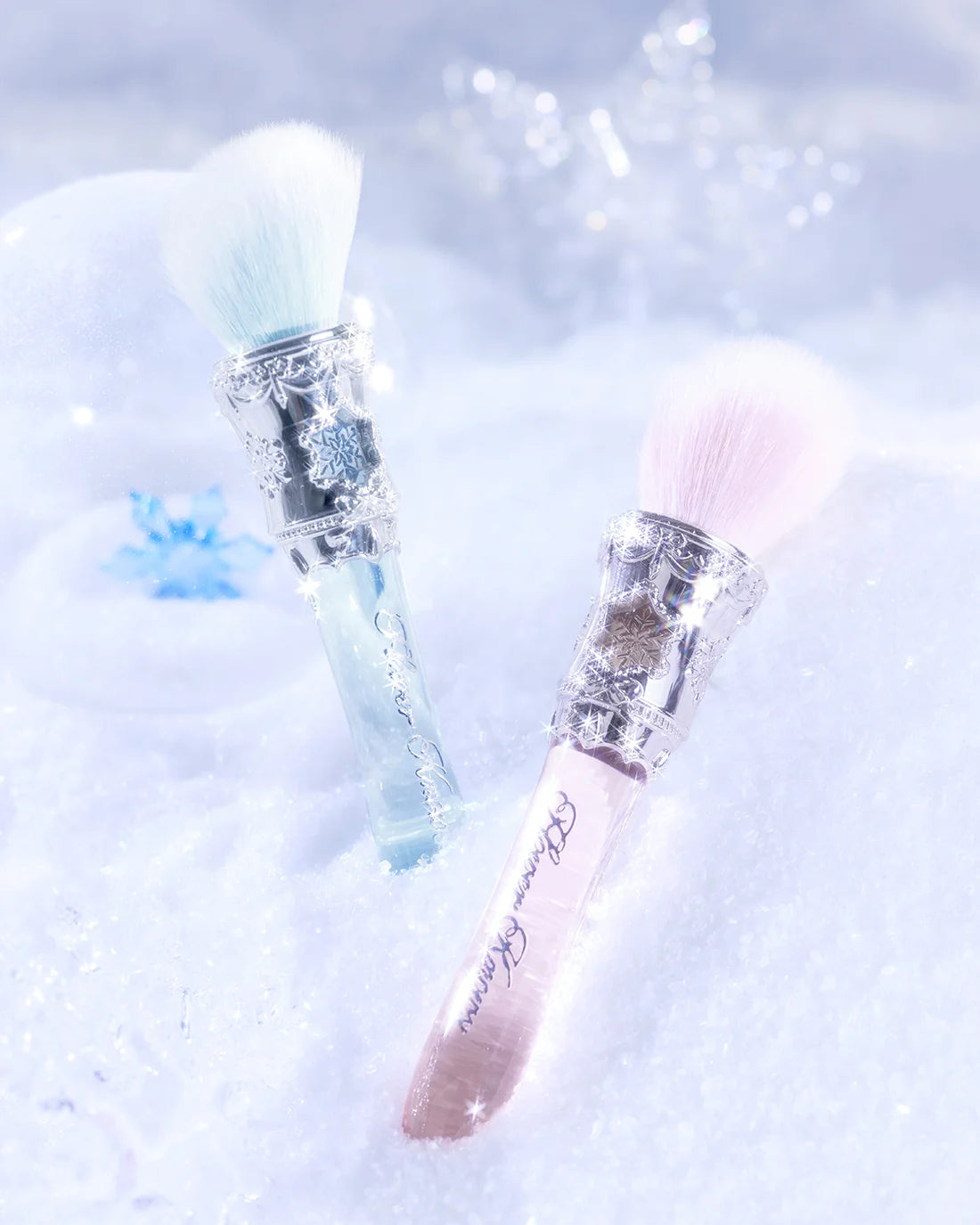Flower Knows Snow Ballet Blush Brush
