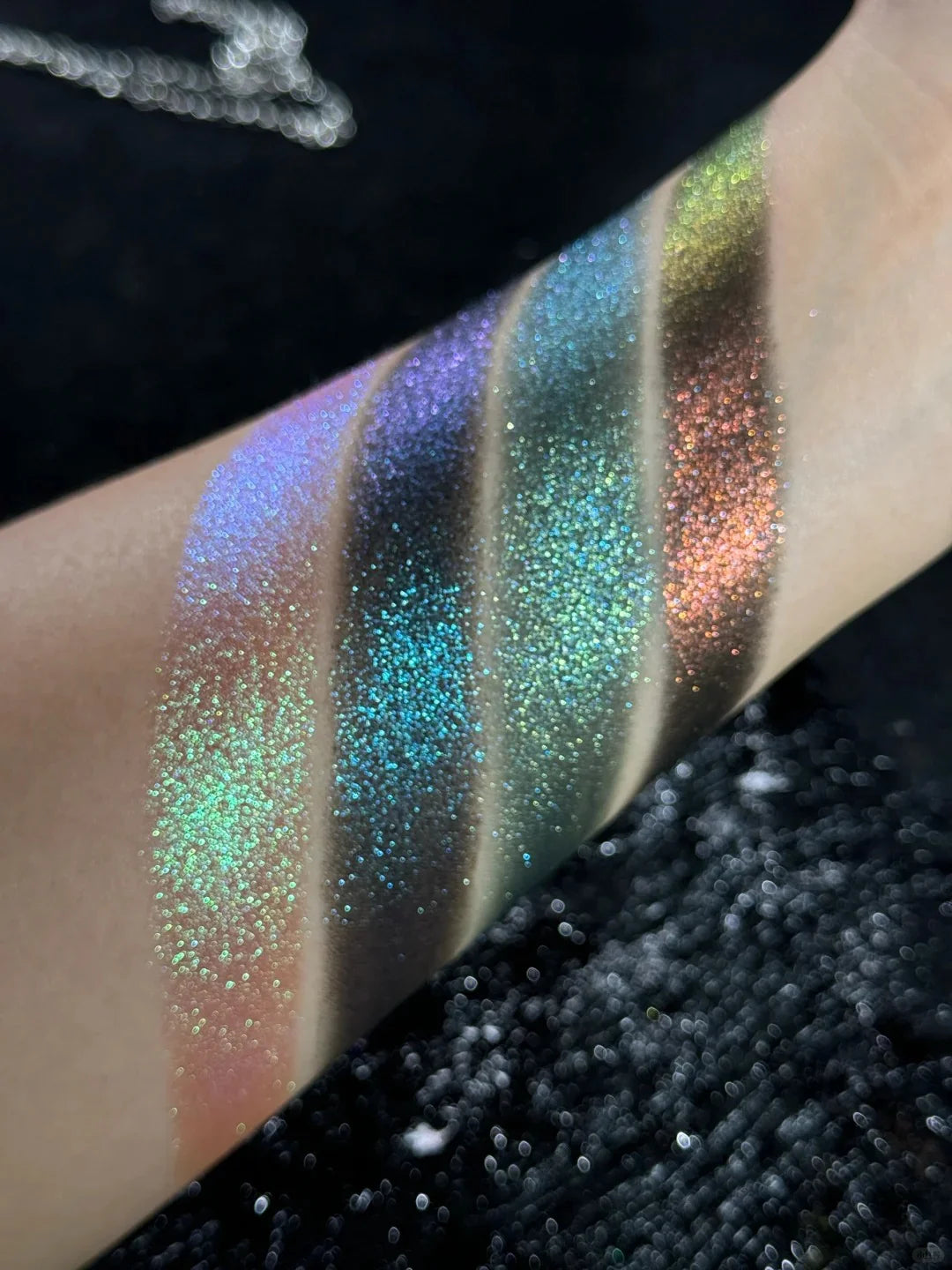 BREATHREAT Break-Free Collection Single Eyeshadows