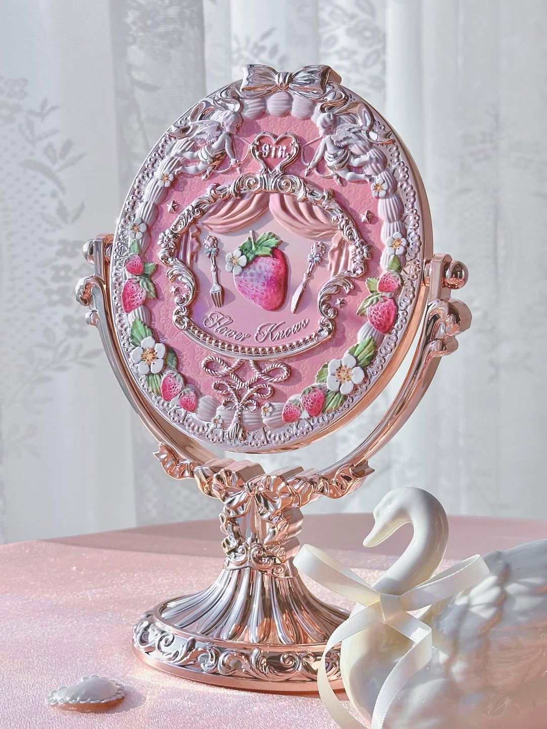 Flower Knows 9th Anniversary Accessories