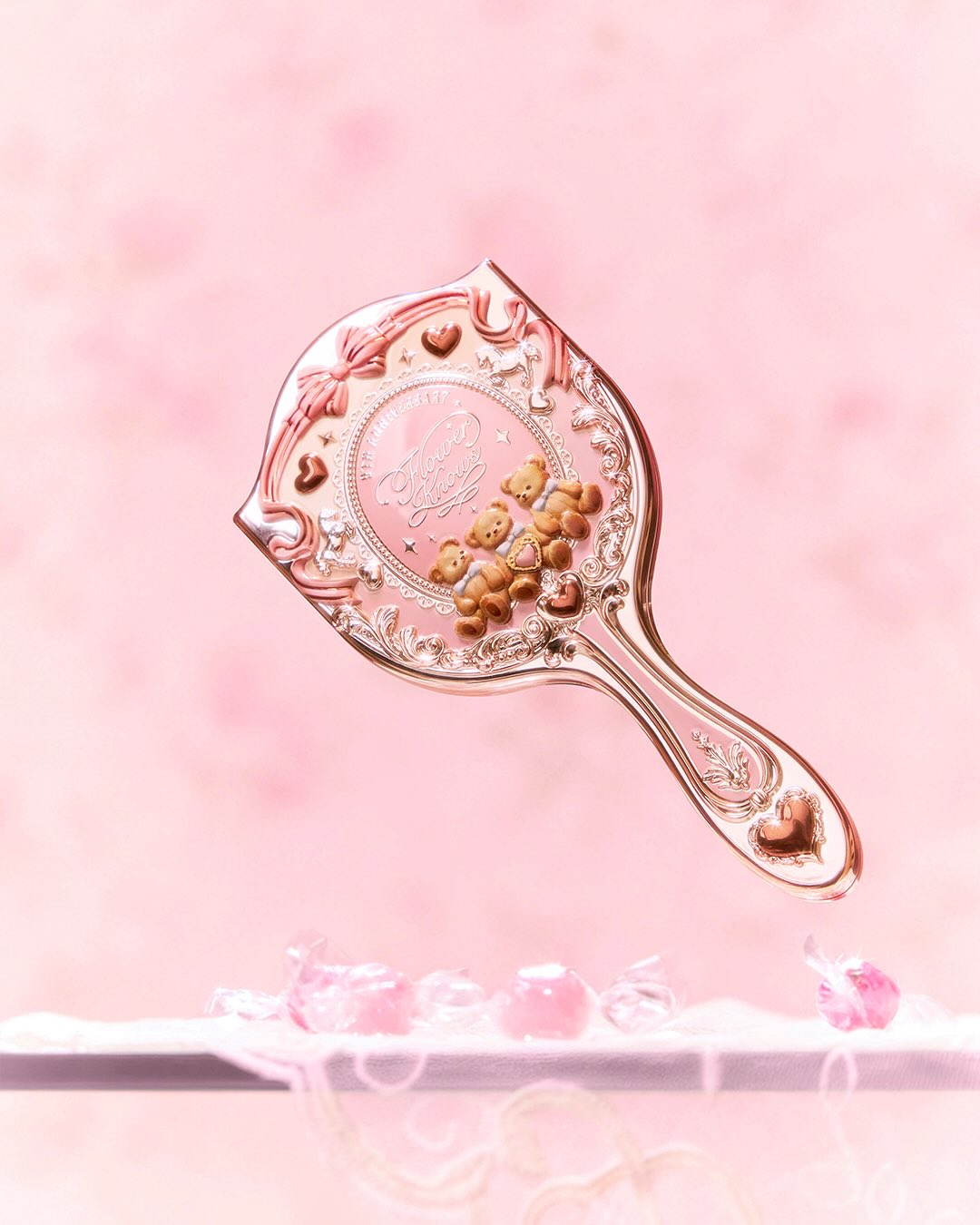Flower Knows 9th Anniversary Accessories