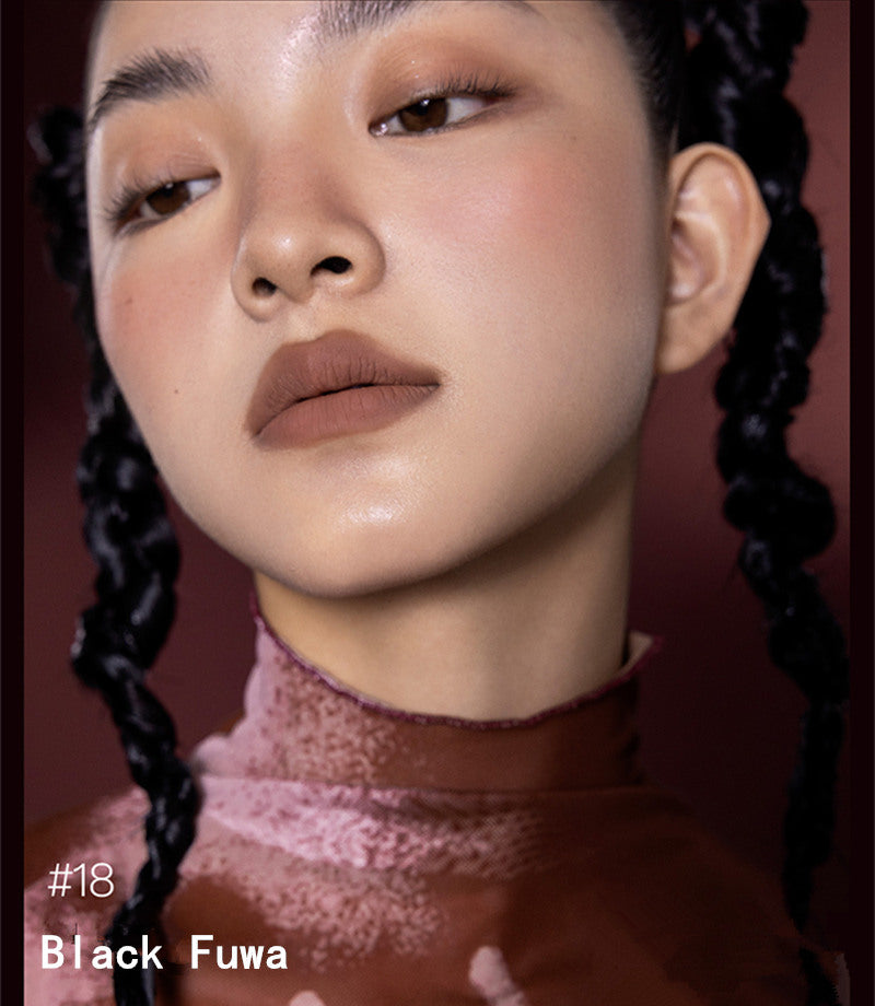 Girlcult Black Fuwa Blush 18