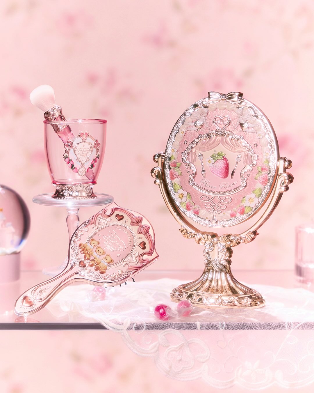 Flower Knows 9th Anniversary Accessories