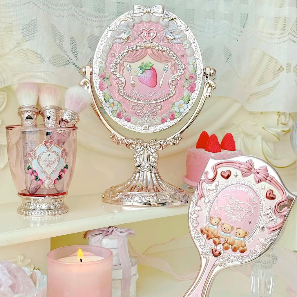 Flower Knows 9th Anniversary Accessories