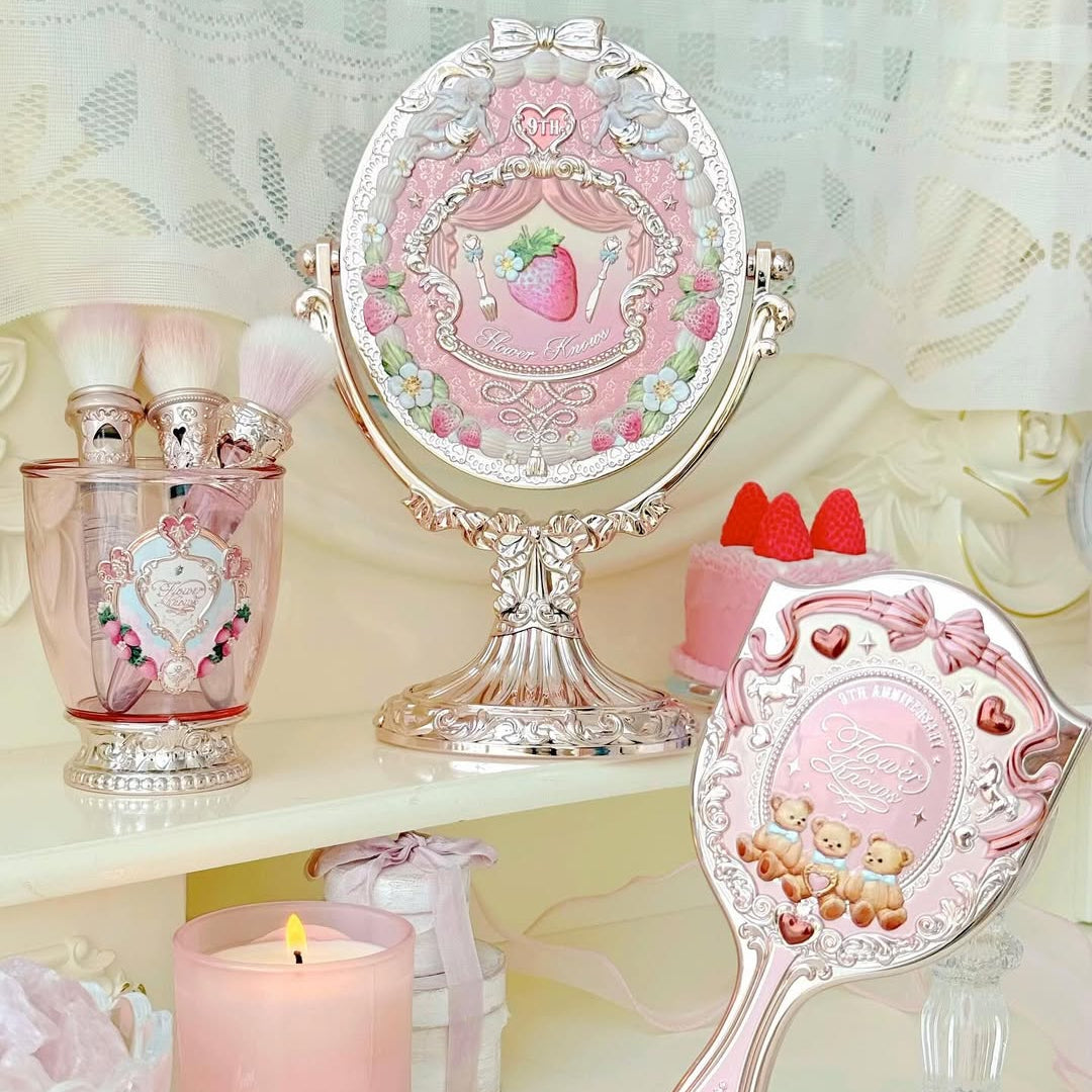 Flower Knows 9th Anniversary Accessories