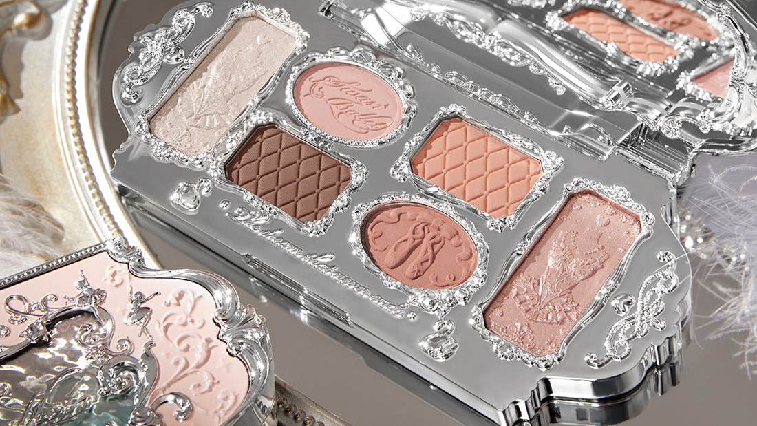 Flower Knows Swan Ballet Eyeshadow Palette