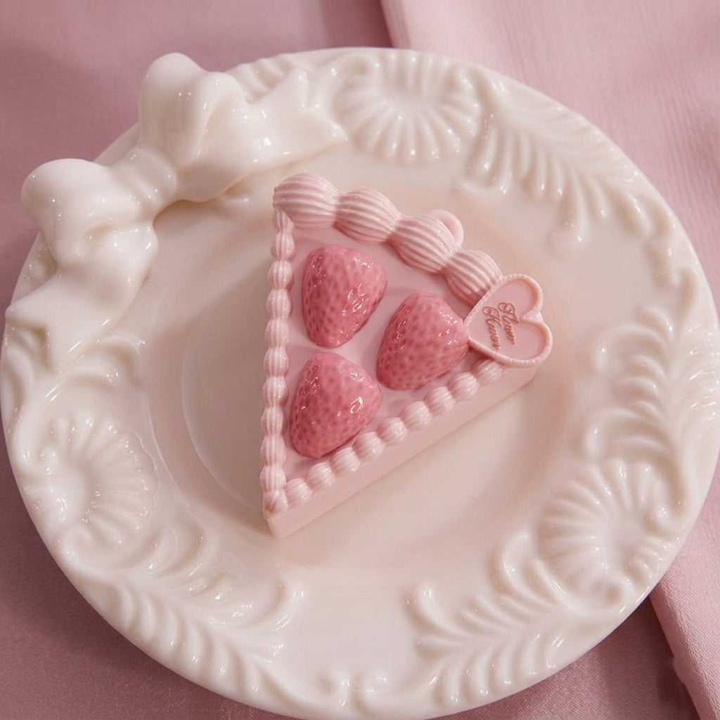 Flower Knows Strawberry Cupid Solid Perfume