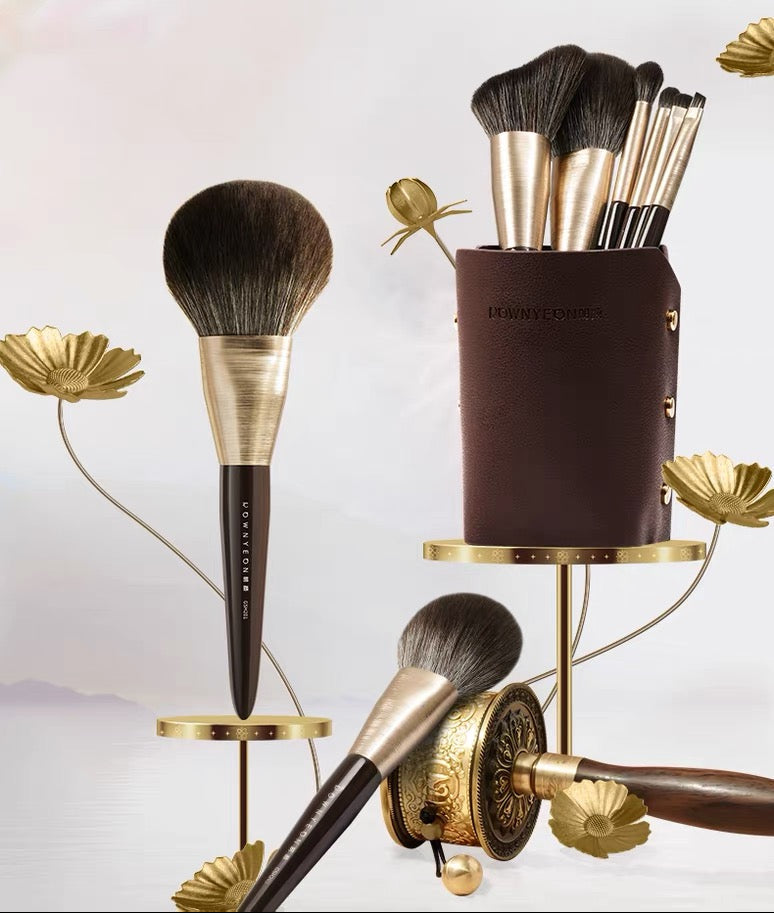ROWNYEON Gosang Flower Professional Makeup Brush 10 Pcs Set