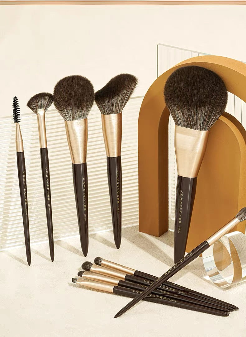 ROWNYEON Gosang Flower Professional Makeup Brush 10 Pcs Set